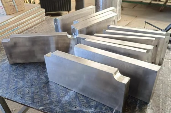 赣州不锈钢包铅件